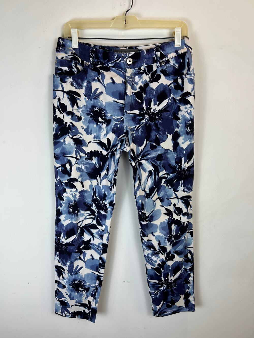 Chico's Platinum Denim Blue Floral Jeans - Size .5